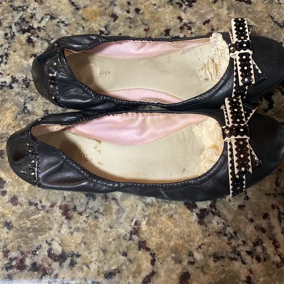 Black and cream Tommy Hilfiger ballet flats - Picture 2 of 5